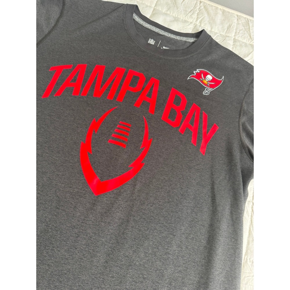 Nike Tampa Bay Buccaneers Dri-FIT Shirt Mens Medium Charcoal Grey NFL Tee